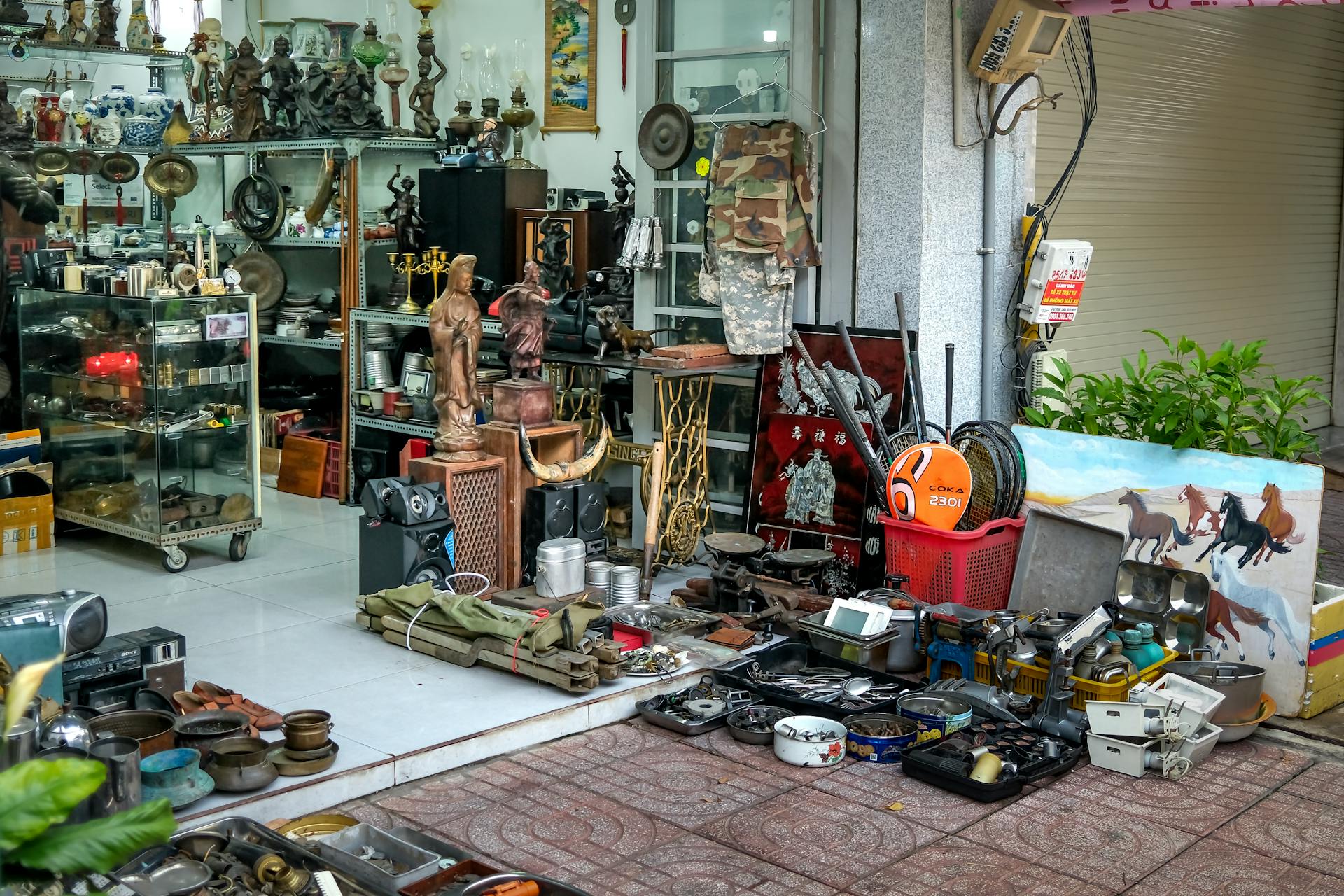 Close-up of vintage treasures at the Route 7 60 Mile Yard Sale in Trumbull County, Ohio, a popular destination for antique and flea market lovers.