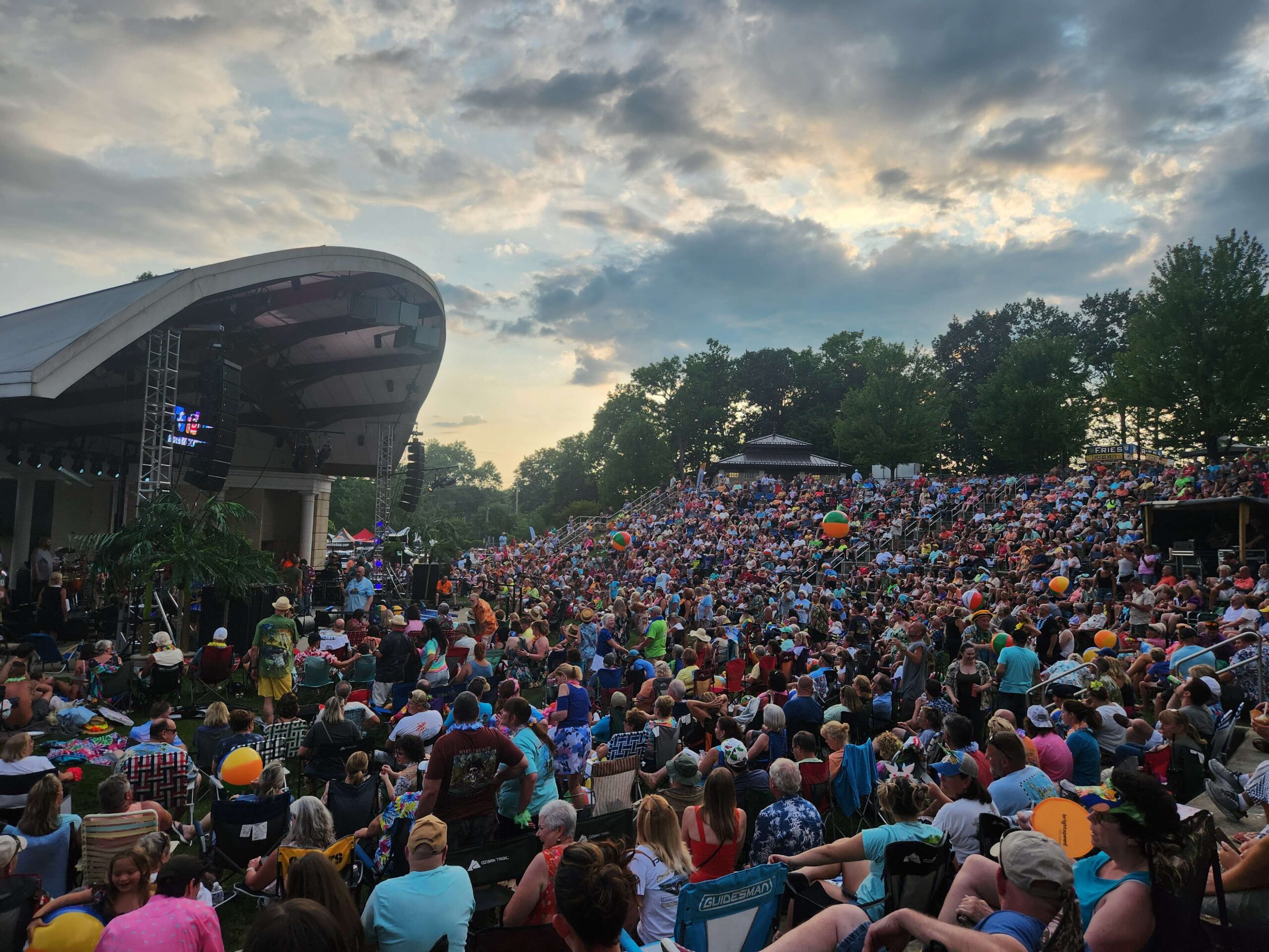 Packed crowd at Warren Community Amphitheater in Warren, Ohio—the venue for 7 17 Credit Union’s Blues, Brews & BBQ Festival on Oct. 4, 2025.